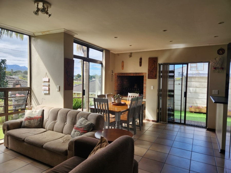 3 Bedroom Property for Sale in Bodorp Western Cape